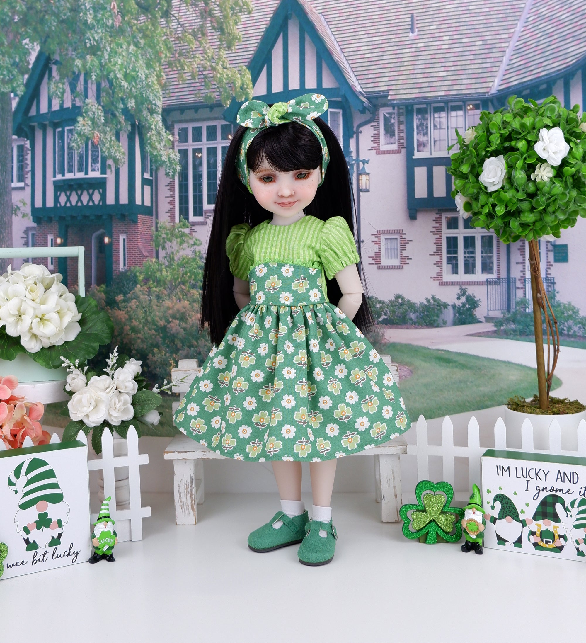 Vintage Shamrock - dress and shoes for Ruby Red Fashion Friends doll Cottontail Doll Designs Vintage Shamrock - dress and shoes for Ruby Red Fashion Friends doll Cottontail Doll Designs