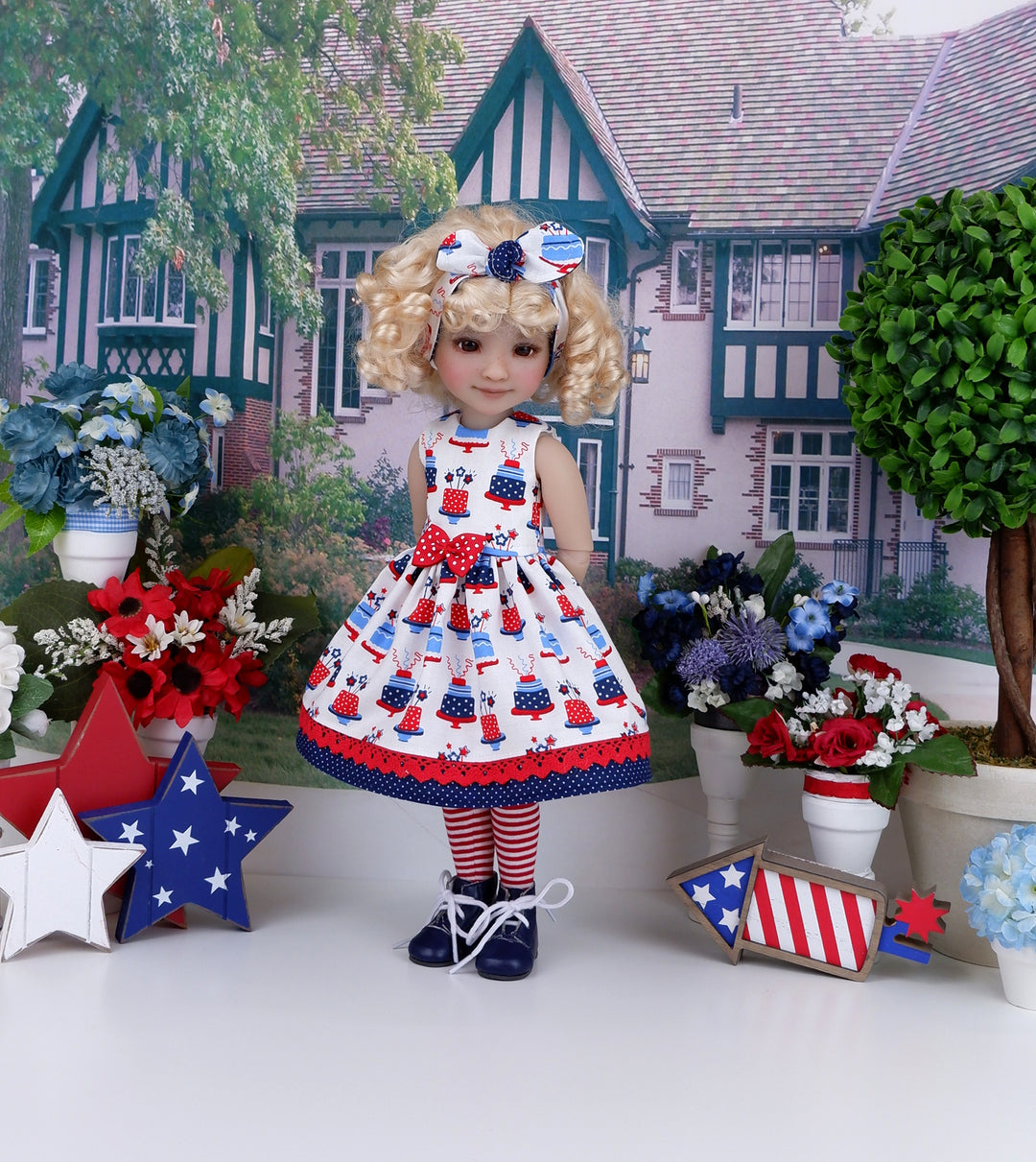 American Dessert - dress with boots for Ruby Red Fashion Friends doll