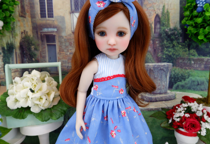 American Wheat Flower - dress and shoes for Ruby Red Fashion Friends doll