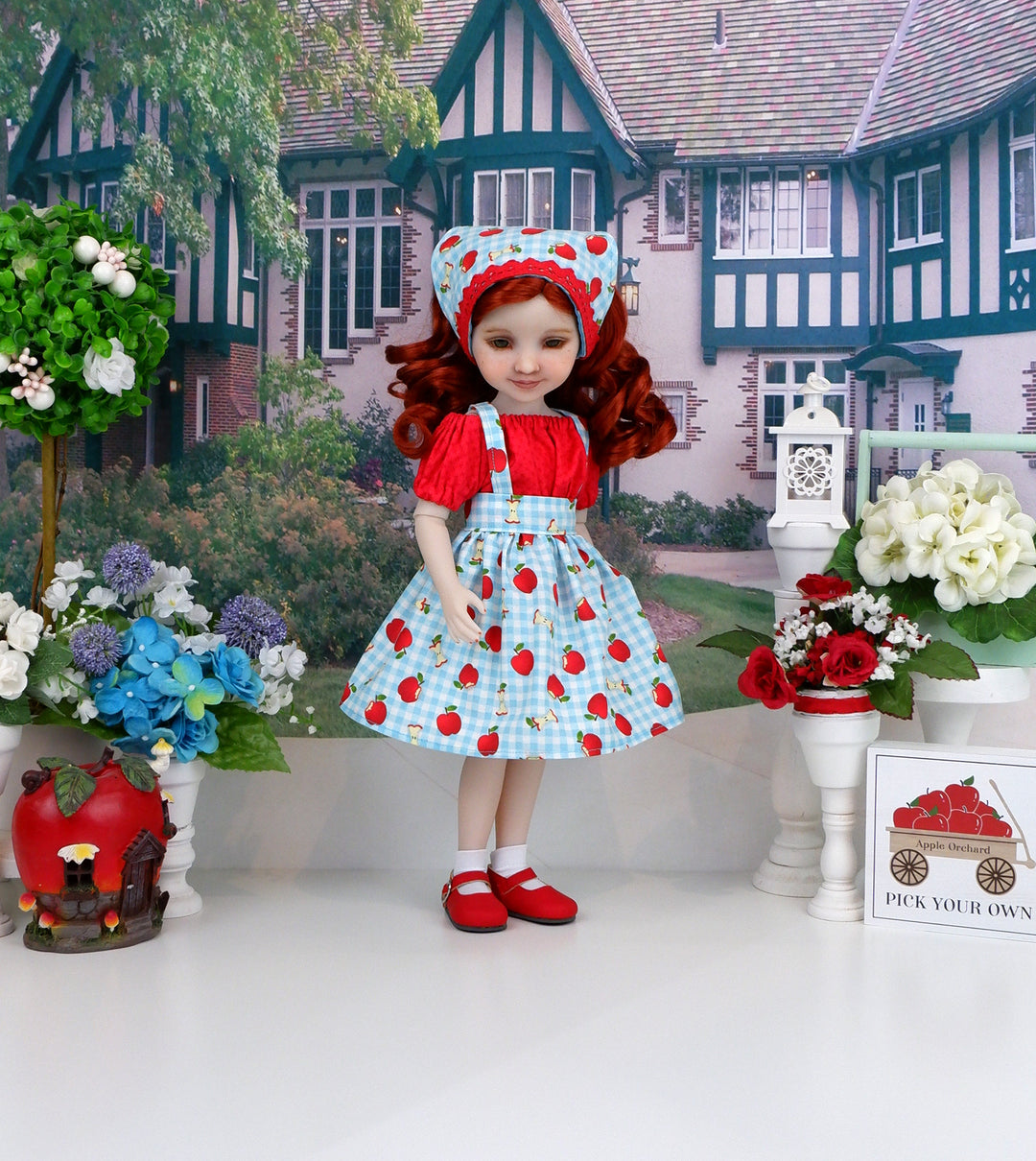 Apple Dumpling - custom Strawberry Shortcake theme Ruby Red Fashion Friend doll & wardrobe