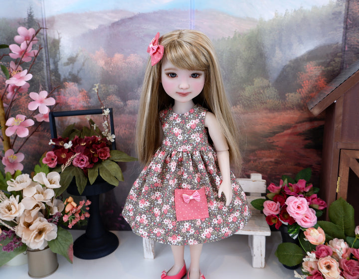 Autumn Posy - dress with shoes for Ruby Red Fashion Friends doll