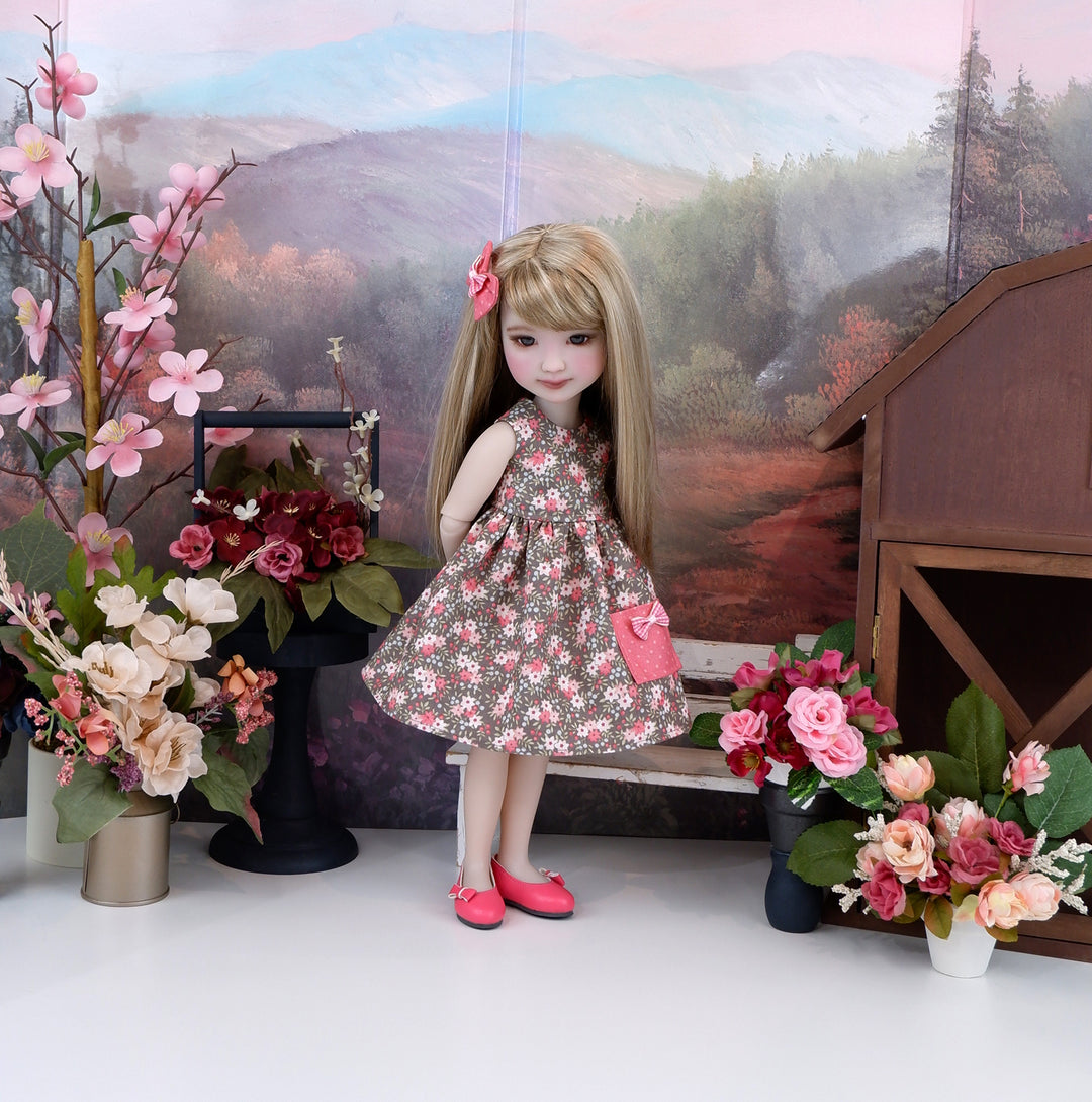 Autumn Posy - dress with shoes for Ruby Red Fashion Friends doll