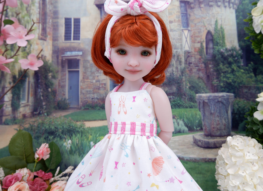 Ballet Recital - dress with sandals for Ruby Red Fashion Friends doll