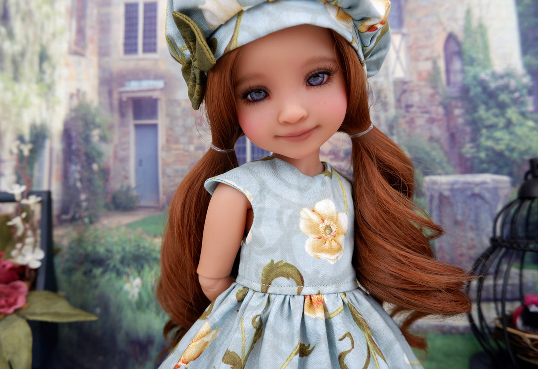 Beautiful Magnolia - dress with shoes for Ruby Red Fashion Friends doll