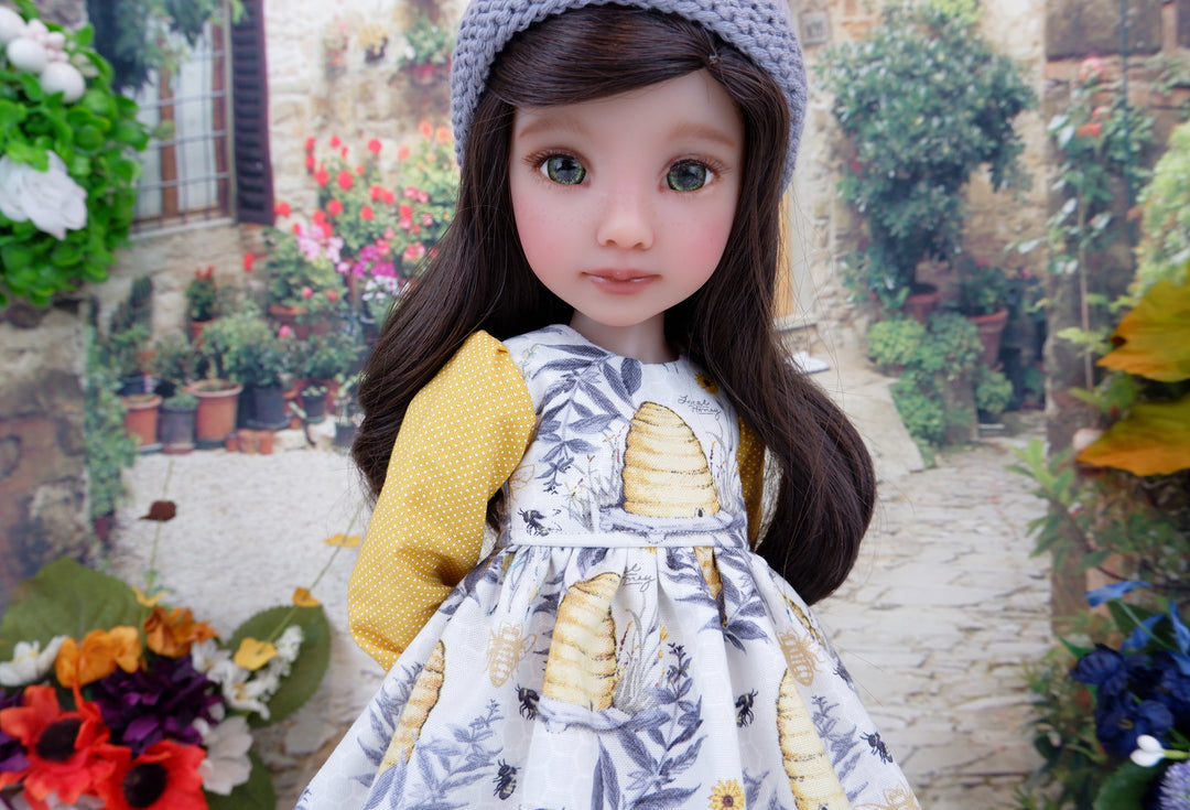 Bee Skep - dress with boots for Ruby Red Fashion Friends doll