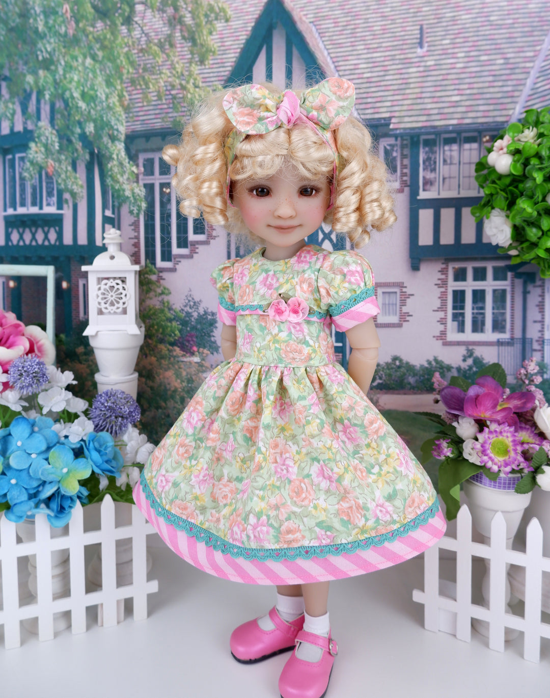 Bountiful Spring - dress and shoes for Ruby Red Fashion Friends doll