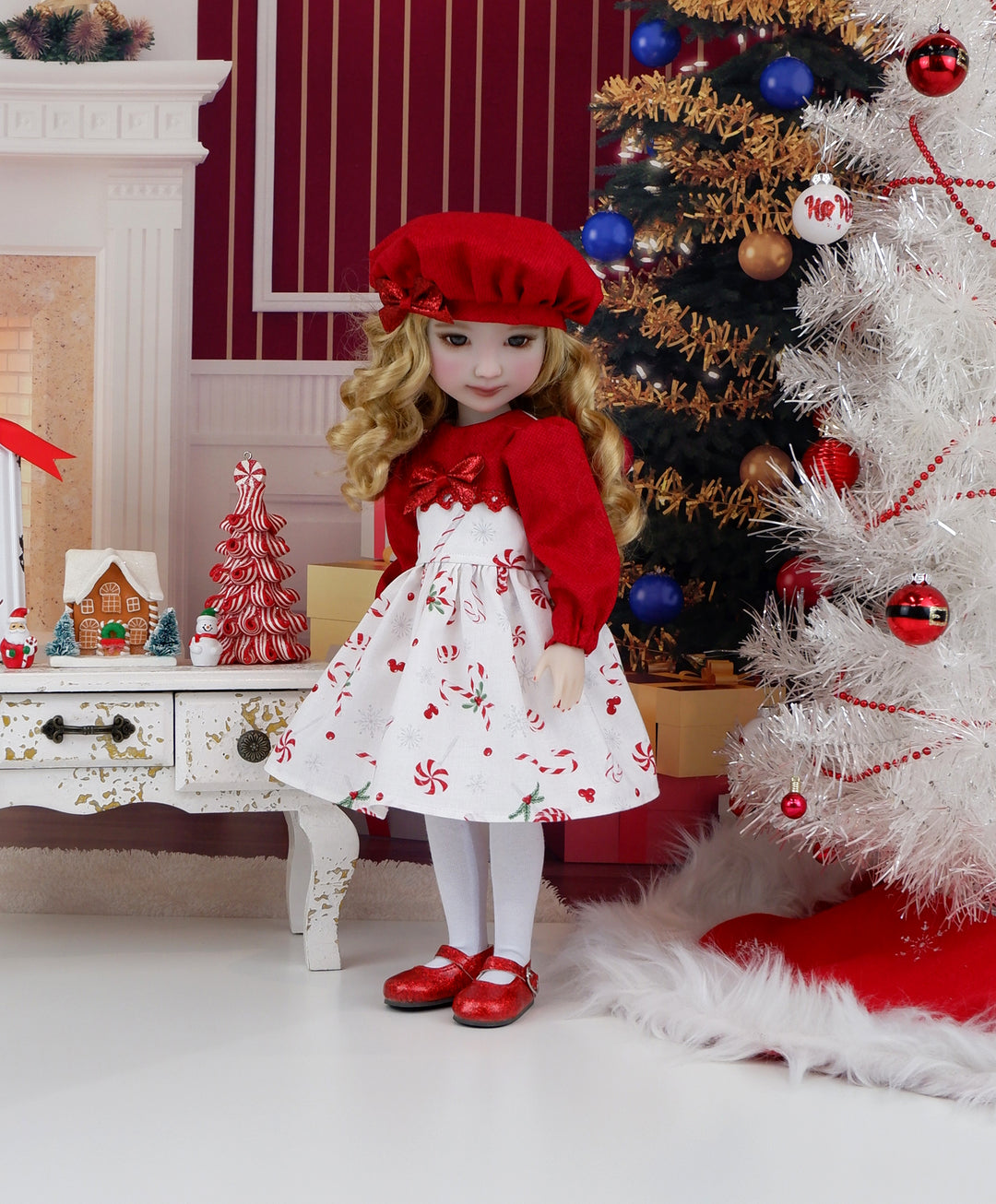 Candy Cane Sparkle - dress with shoes for Ruby Red Fashion Friends doll
