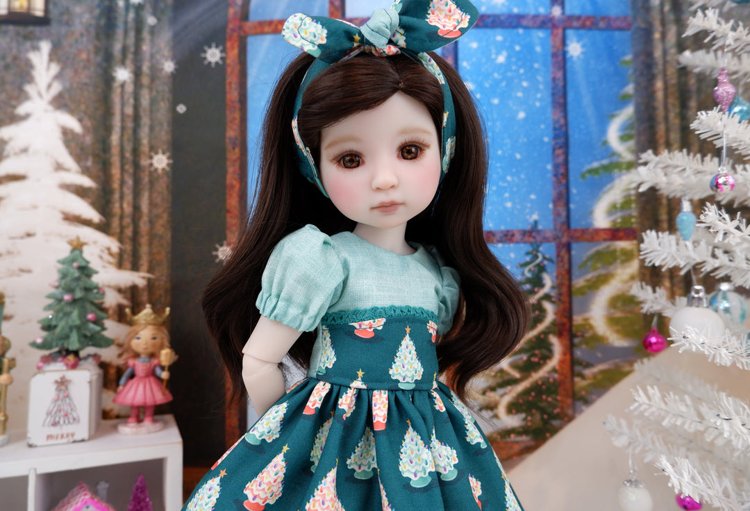 Ceramic Christmas Trees - dress with shoes for Ruby Red Fashion Friends doll