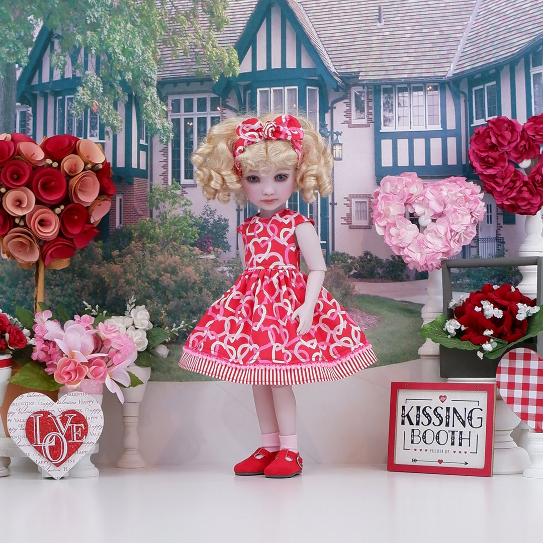 Chain of Hearts - dress with shoes for Ruby Red Fashion Friends doll