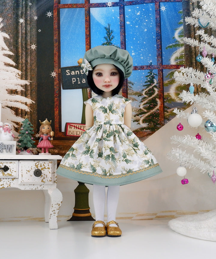 Chic Holly - dress with shoes for Ruby Red Fashion Friends doll