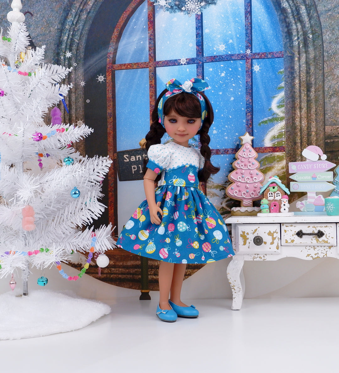 Christmas Decorations - dress and shoes for Ruby Red Fashion Friends doll