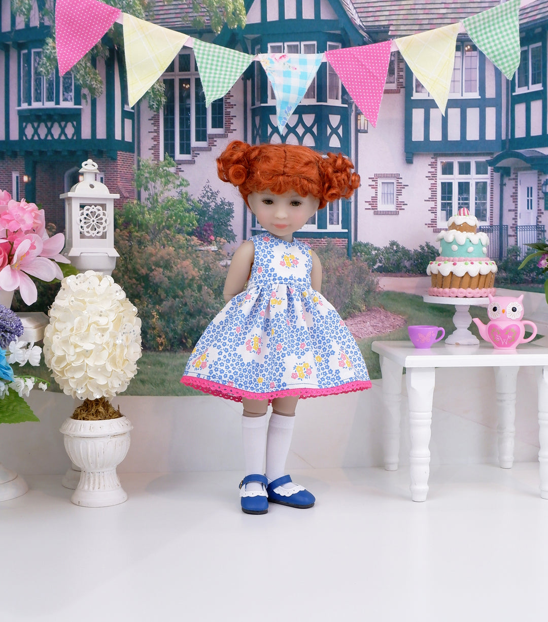 Cottage Charm - dress and shoes for Ruby Red Siblies doll