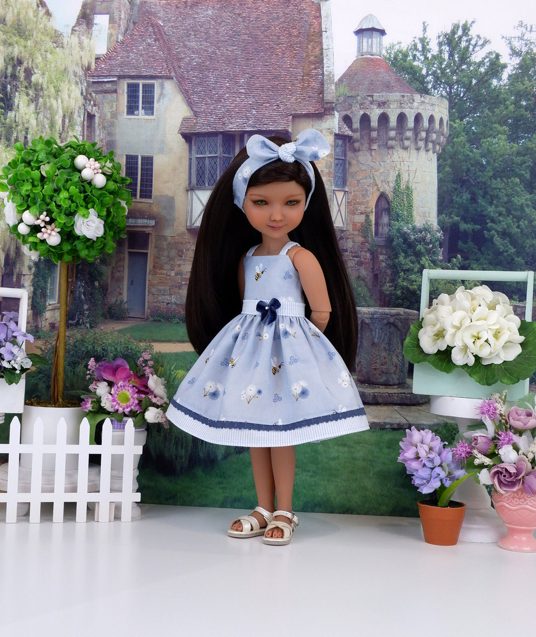 Country Bee - dress and sandals for Ruby Red Fashion Friends doll