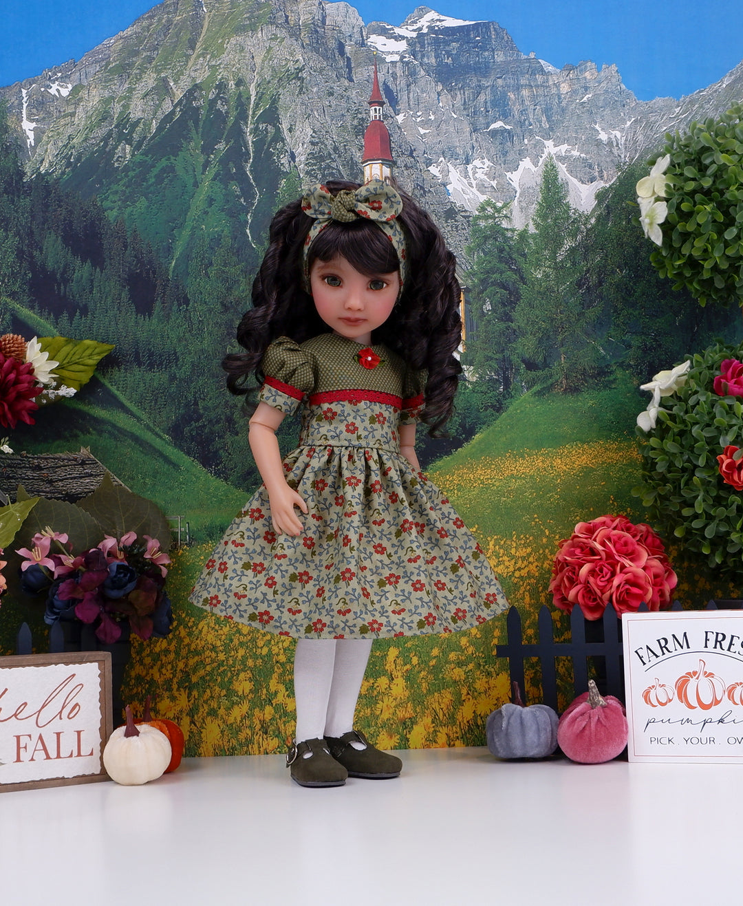 Crimson Wildflowers - dress and shoes for Ruby Red Fashion Friends doll