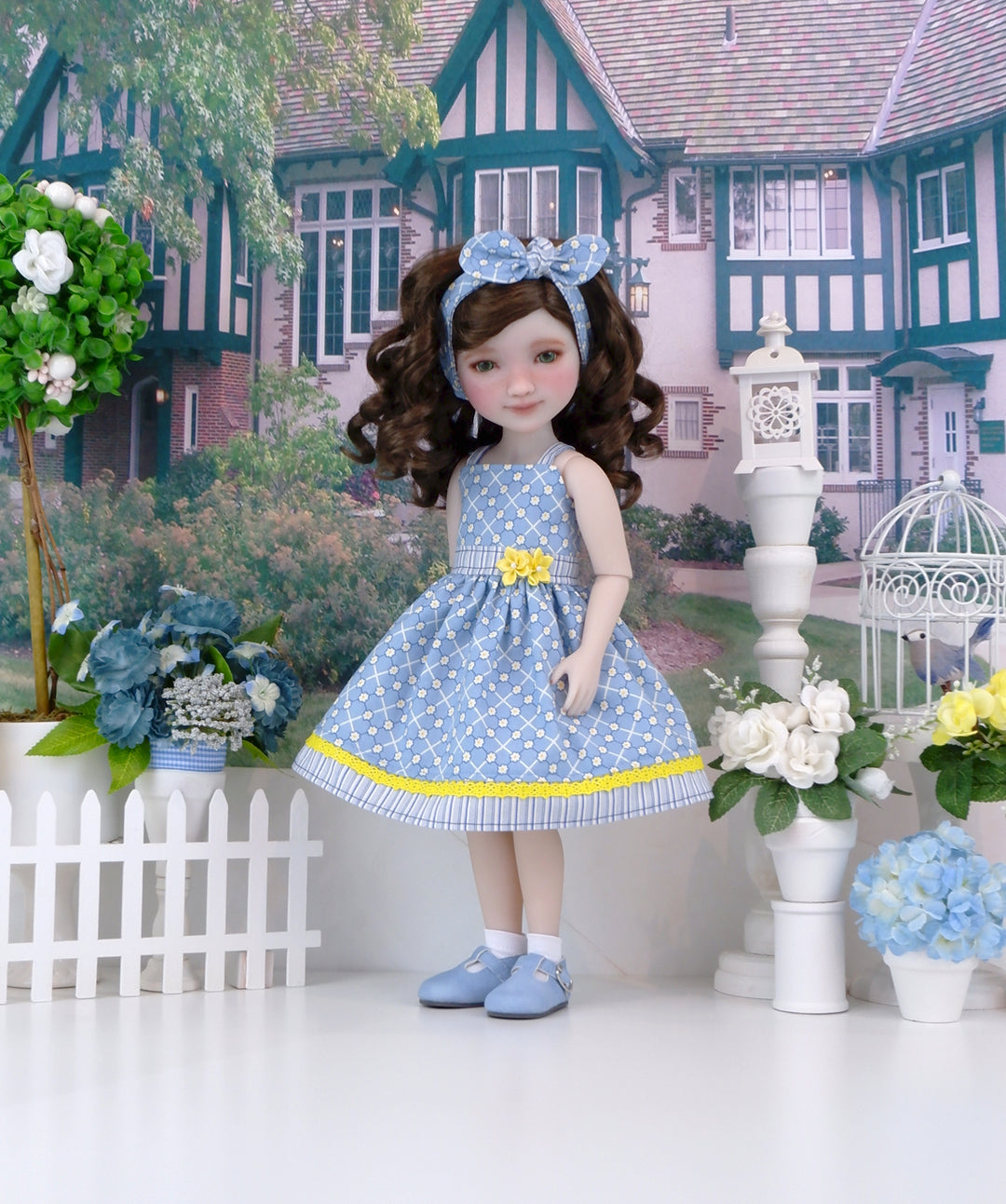 Daisy Chain - dress and shoes for Ruby Red Fashion Friends doll
