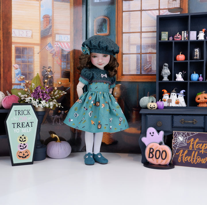 Deadly Wolfsbane - dress with shoes for Ruby Red Fashion Friends doll