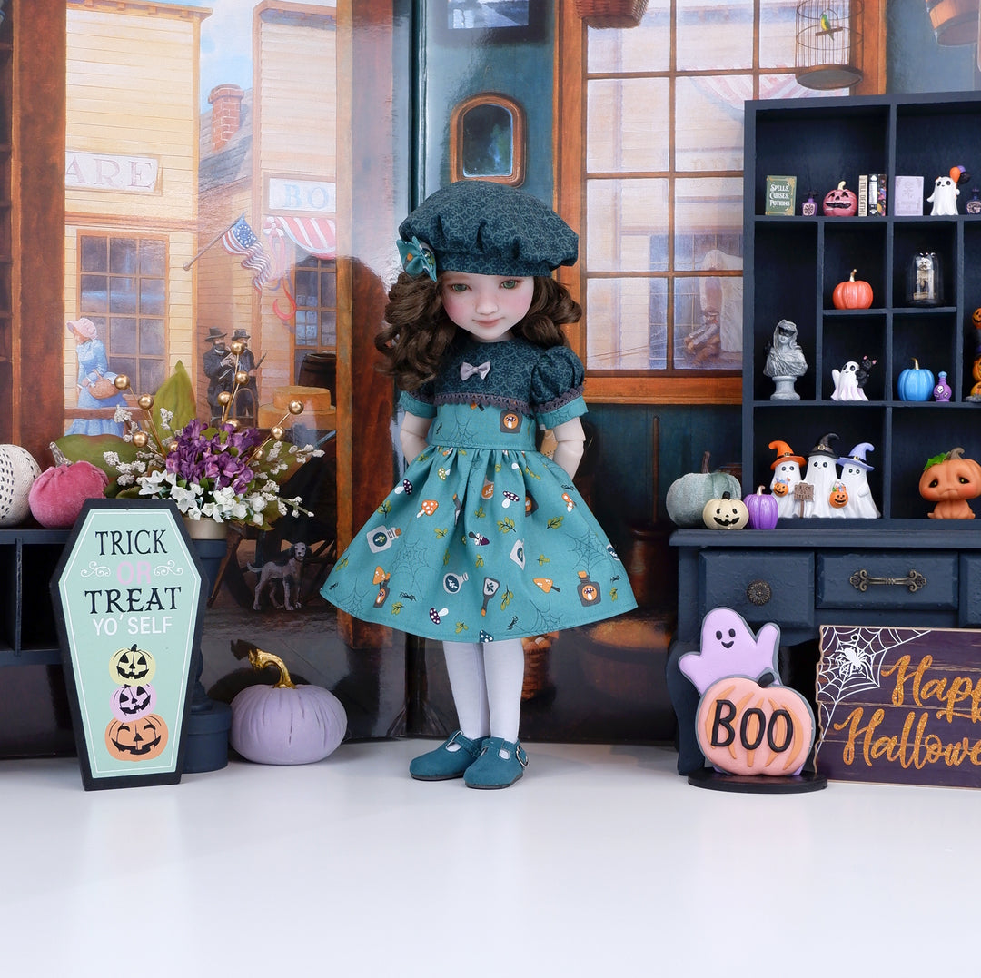 Deadly Wolfsbane - dress with shoes for Ruby Red Fashion Friends doll