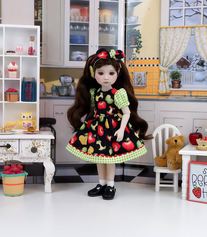 Delicious Apples - dress and shoes for Ruby Red Fashion Friends doll