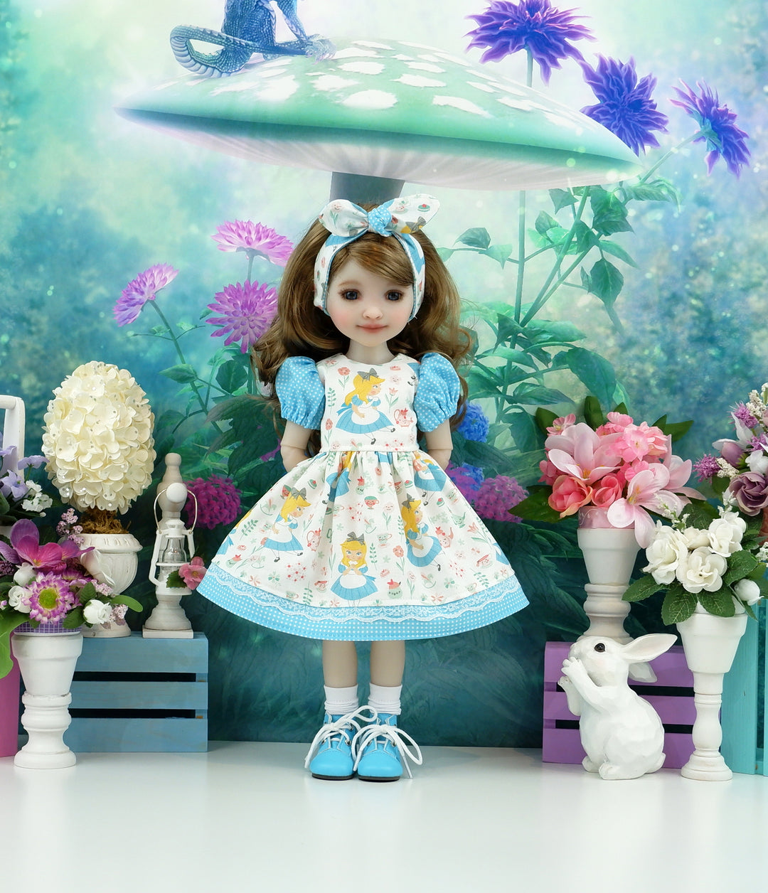 Dolly Alice - dress and boots for Ruby Red Fashion Friends doll