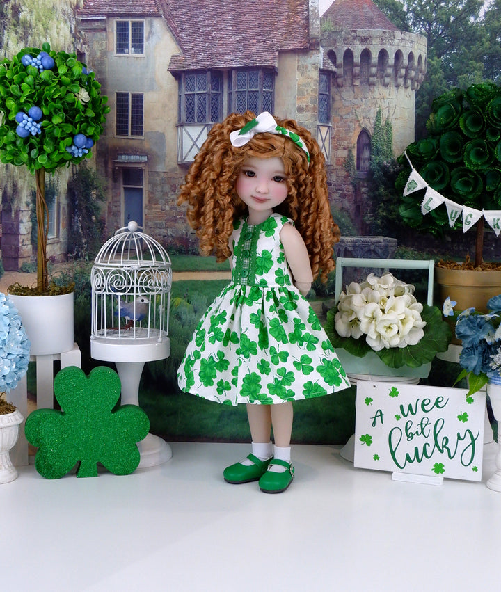 Emerald Clover - dress with shoes for Ruby Red Fashion Friends doll