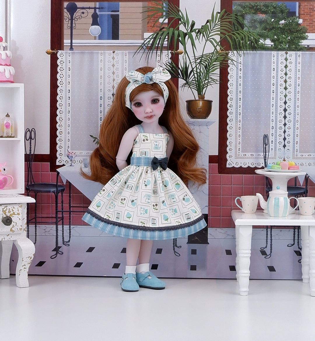 Farmhouse Cookbook - dress and shoes for Ruby Red Fashion Friends doll Cottontail Doll Designs Farmhouse Cookbook - dress and shoes for Ruby Red Fashion Friends doll Cottontail Doll Designs