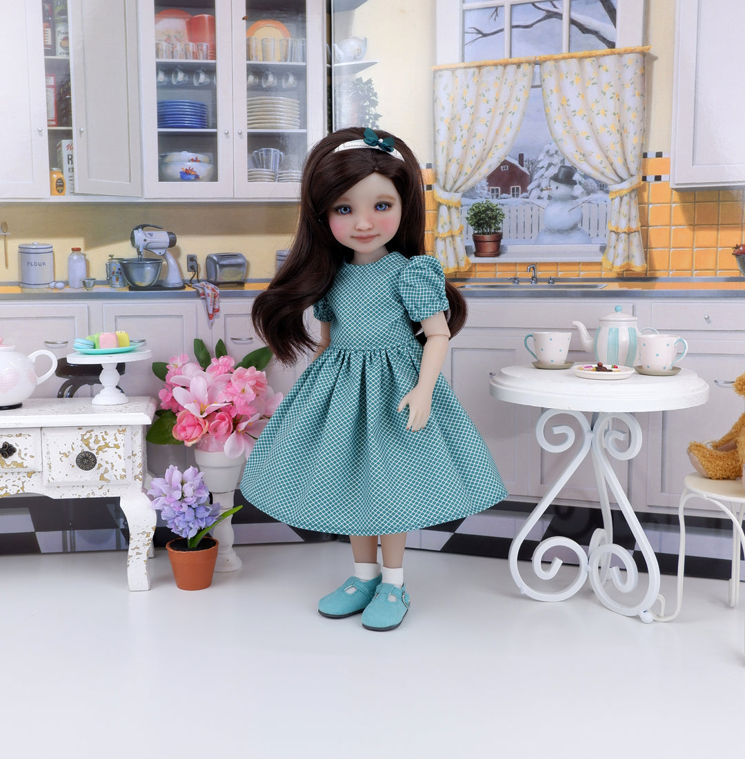 Farmhouse Tea - dress & apron with shoes for Ruby Red Fashion Friends doll
