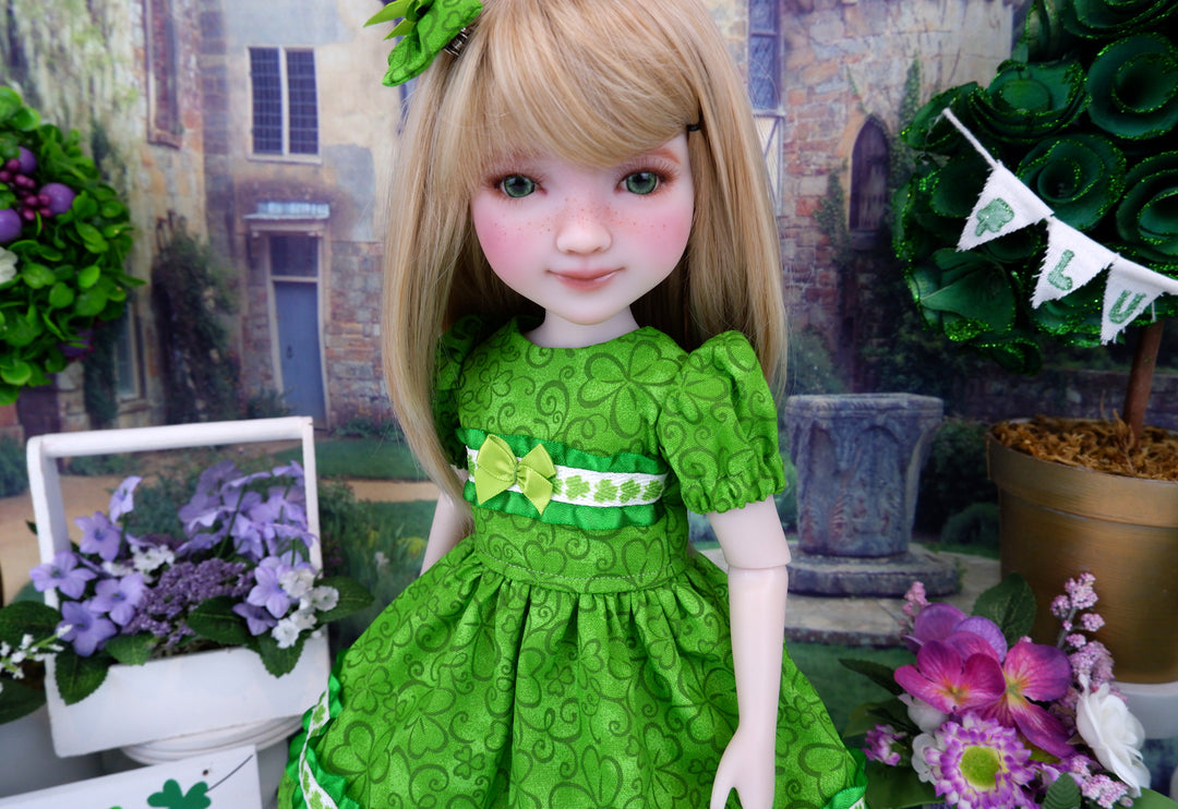 Feeling Lucky - dress with shoes for Ruby Red Fashion Friends doll