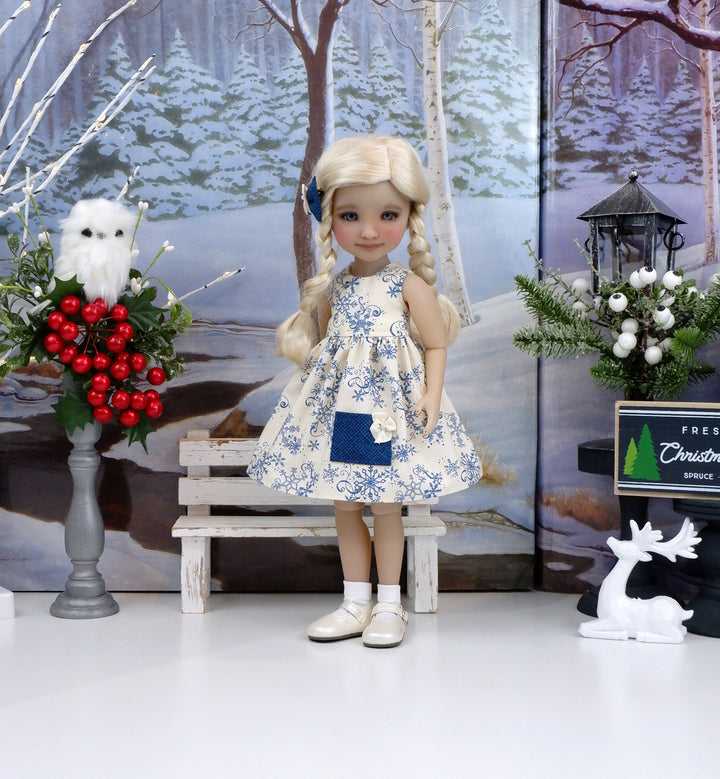 Filigree Snowflakes - dress with shoes for Ruby Red Fashion Friends doll