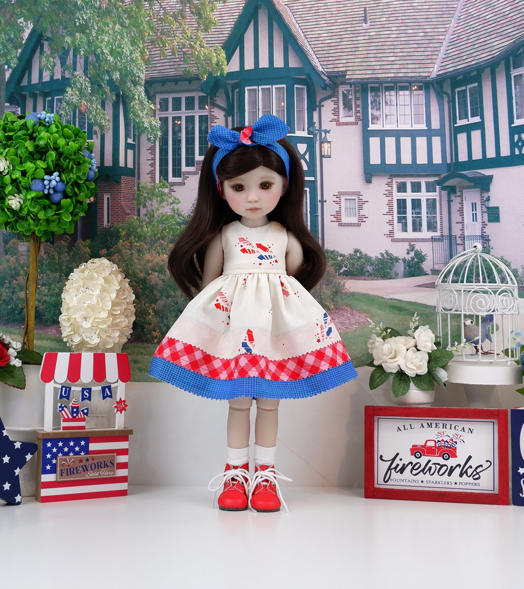 Fireworks Stand - dress with boots for Ruby Red Fashion Friends doll
