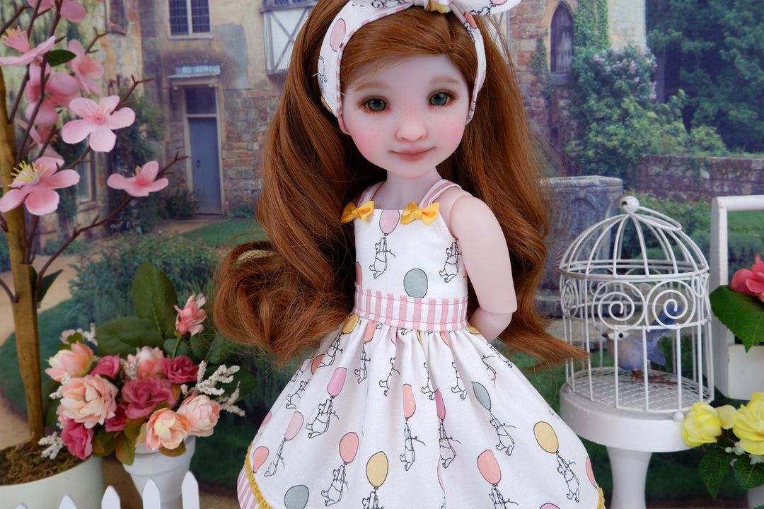 Floating Pooh - dress with sandals for Ruby Red Fashion Friends doll