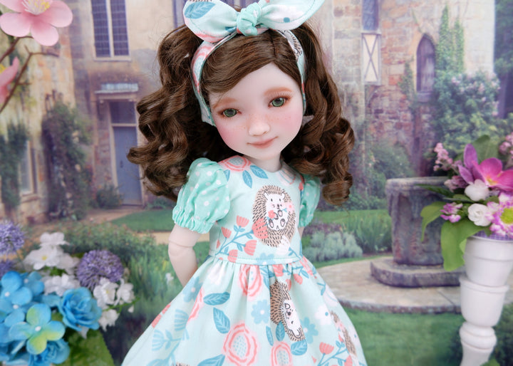 Floral Hedgehog - dress and shoes for Ruby Red Fashion Friends doll