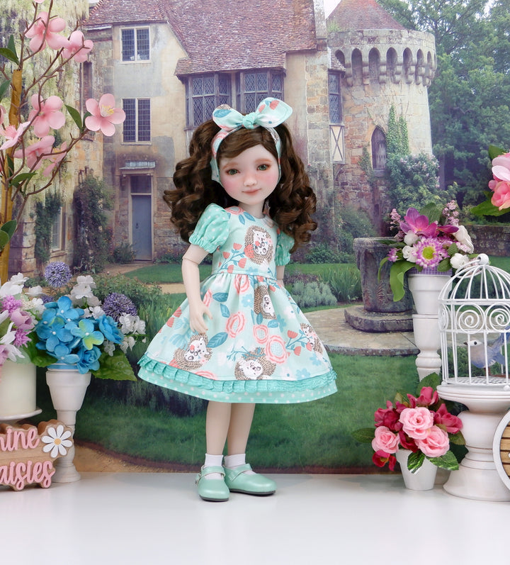 Floral Hedgehog - dress and shoes for Ruby Red Fashion Friends doll