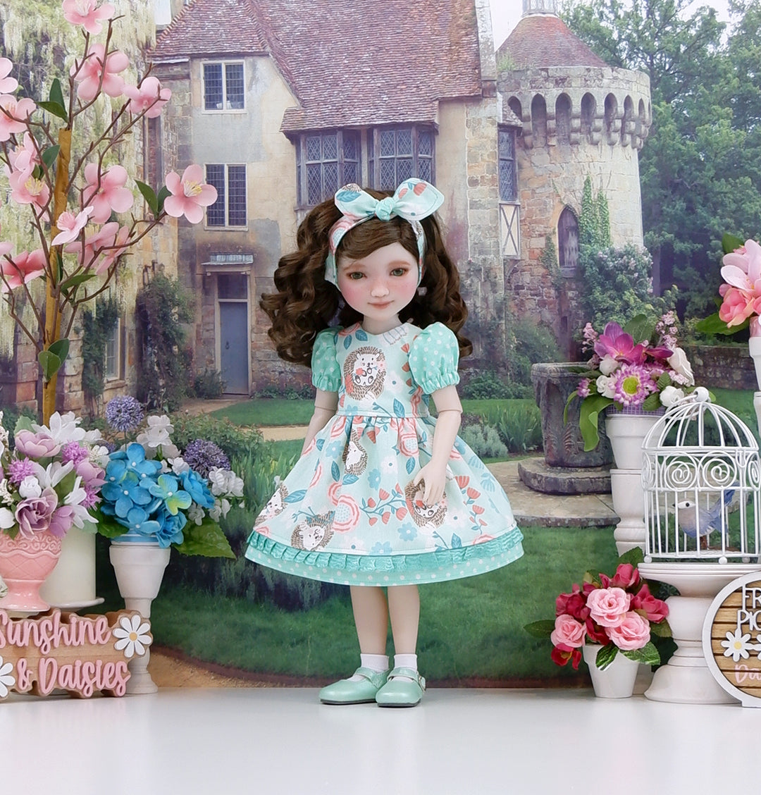 Floral Hedgehog - dress and shoes for Ruby Red Fashion Friends doll