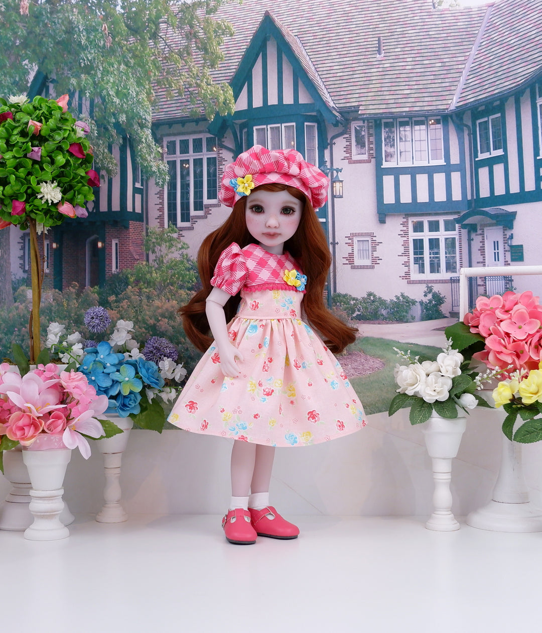 Floral Picnic - dress with shoes for Ruby Red Fashion Friends doll