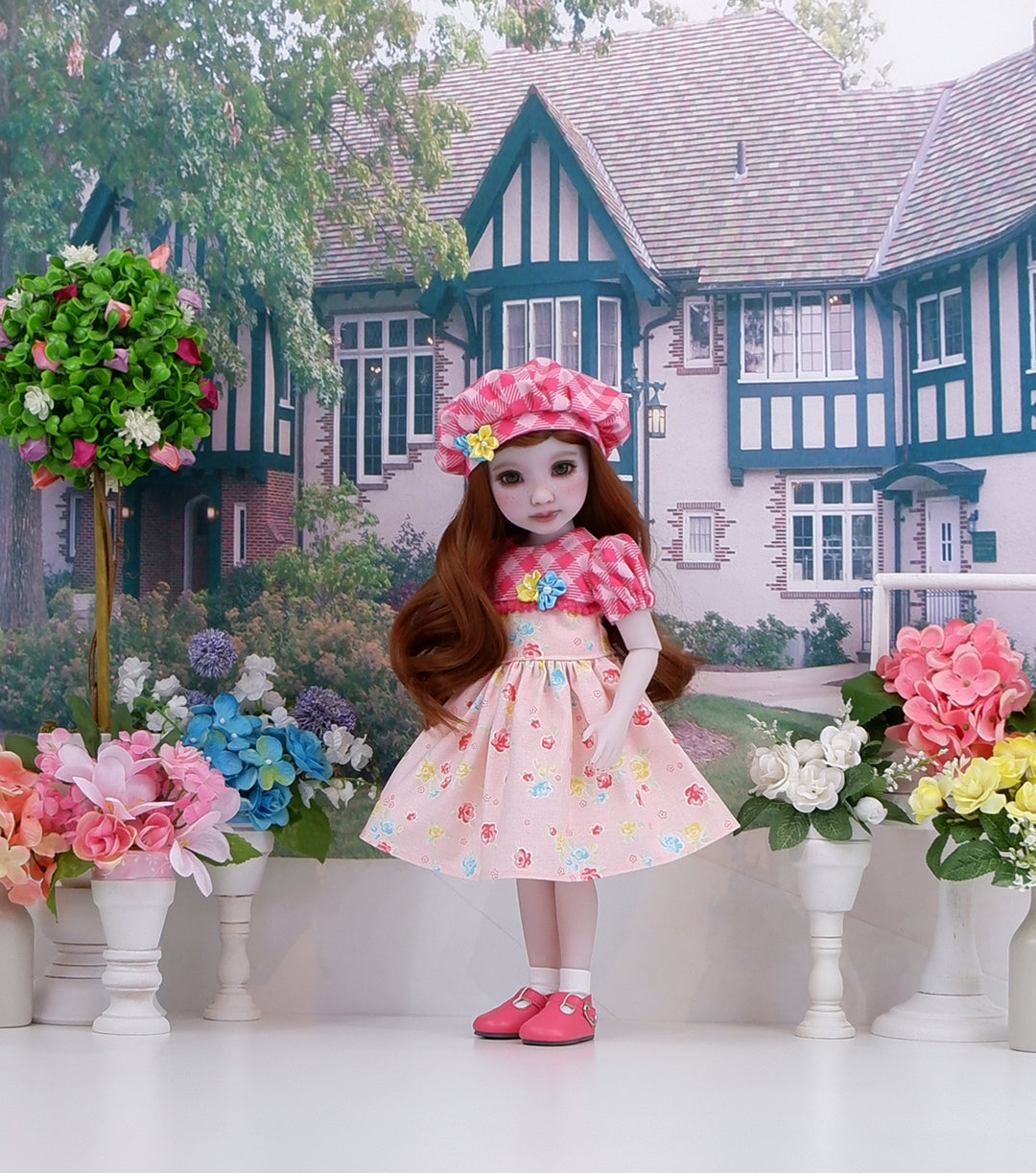 Floral Picnic - dress with shoes for Ruby Red Fashion Friends doll