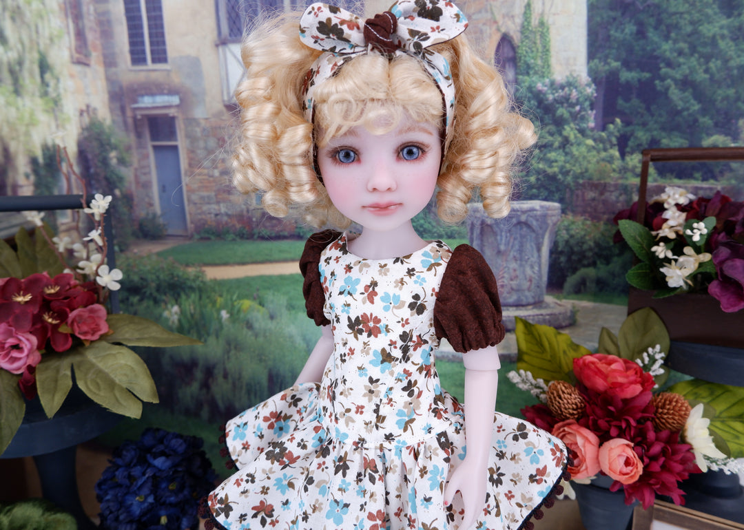 Flower Toss - dress with shoes for Ruby Red Fashion Friends doll