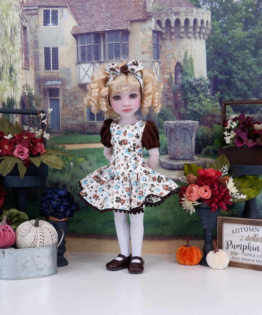 Flower Toss - dress with shoes for Ruby Red Fashion Friends doll