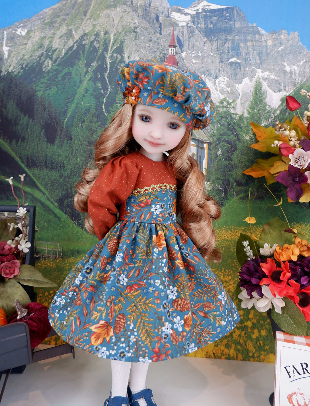 Flowers & Pine - dress with shoes for Ruby Red Fashion Friends doll