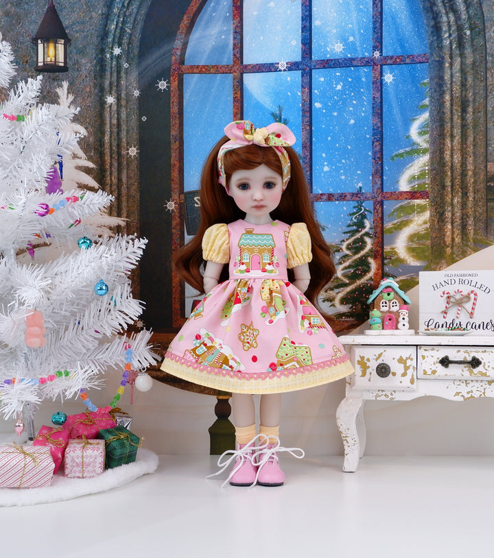 Gingerbread Cottage - dress and boots for Ruby Red Fashion Friends doll