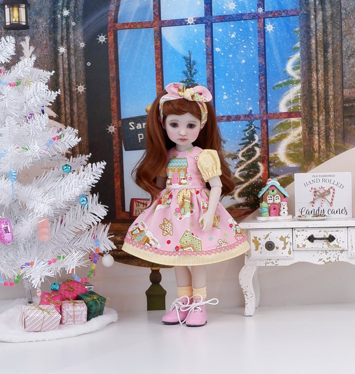 Gingerbread Cottage - dress and boots for Ruby Red Fashion Friends doll
