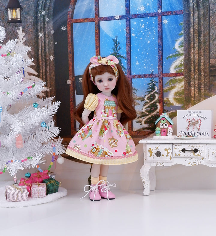 Gingerbread Cottage - dress and boots for Ruby Red Fashion Friends doll