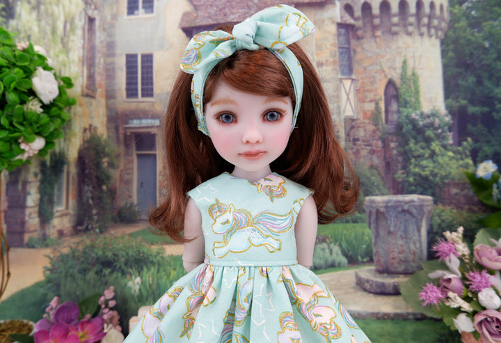 Glittering Unicorn - dress with boots for Ruby Red Fashion Friends doll