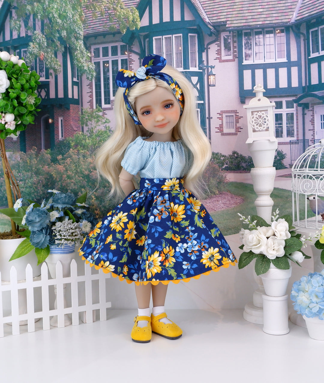 Golden Blues - blouse & skirt with shoes for Ruby Red Fashion Friends doll