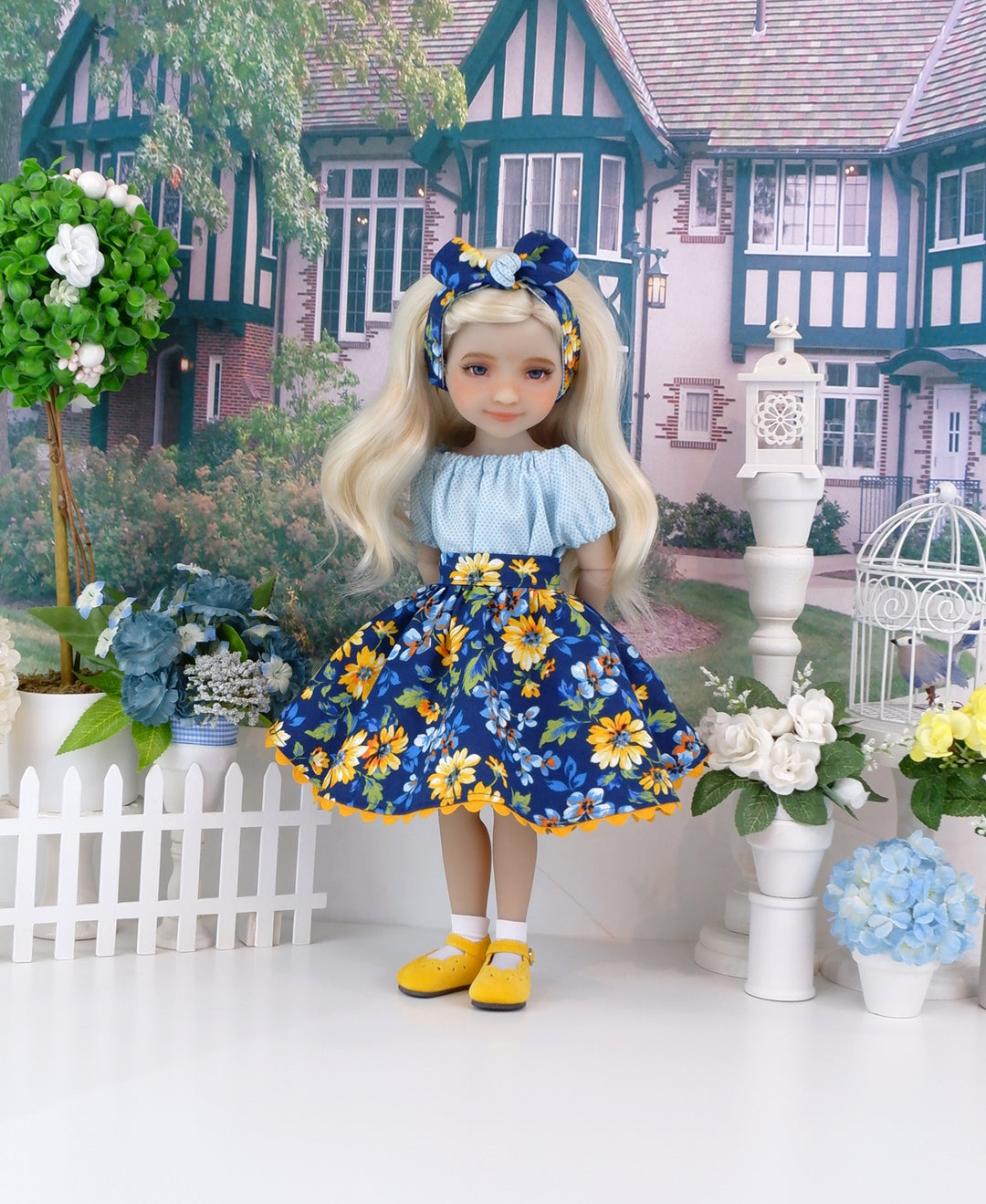 Golden Blues - blouse & skirt with shoes for Ruby Red Fashion Friends doll