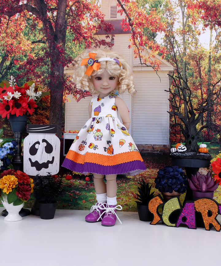 Halloween Bakery - dress with boots for Ruby Red Fashion Friends doll