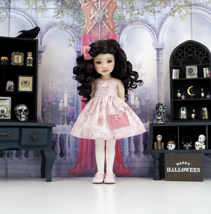 Haunted Beauty - dress with shoes for Ruby Red Fashion Friends doll