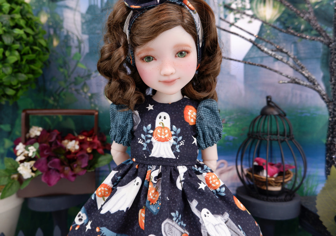 Haunted Graveyard - dress and boots for Ruby Red Fashion Friends doll