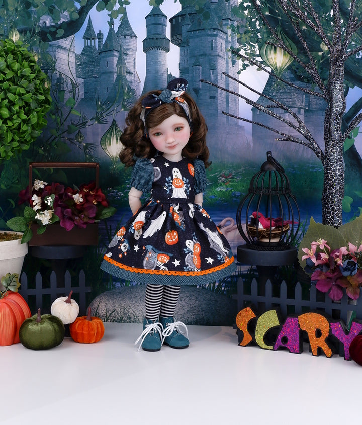 Haunted Graveyard - dress and boots for Ruby Red Fashion Friends doll