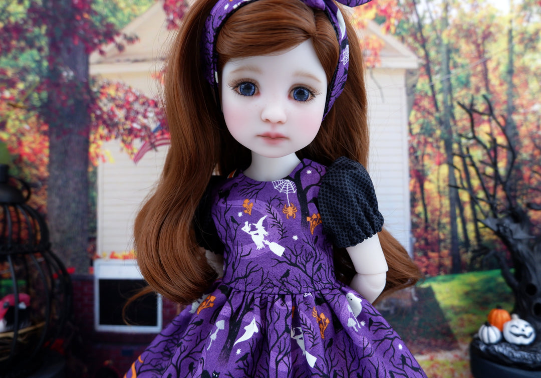 Haunted Woods - dress and boots for Ruby Red Fashion Friends doll