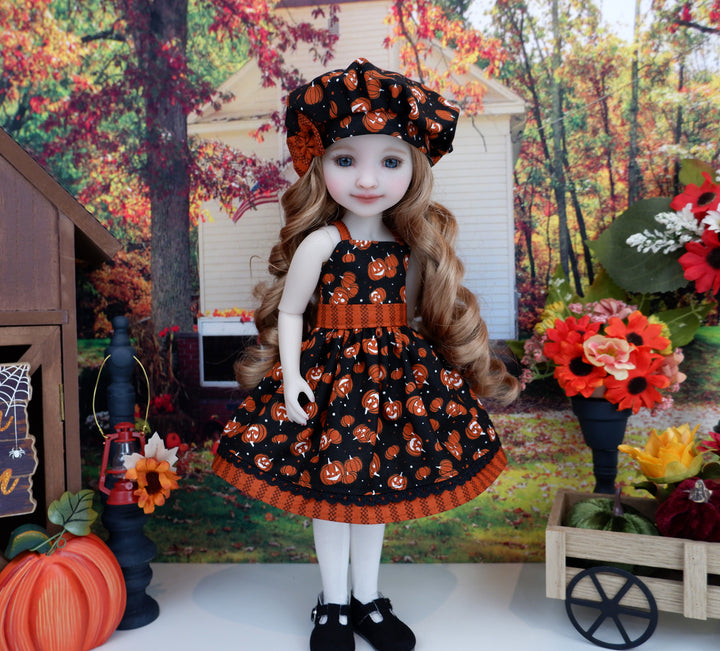 Haunting Halloween - dress with shoes for Ruby Red Fashion Friends doll